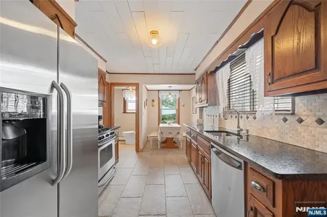 169 Oak Ridge Avenue Nutley NJ 07110