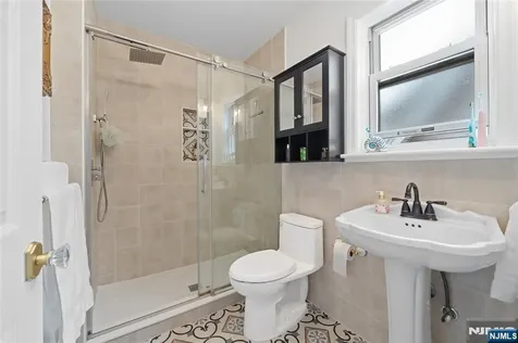 169 Oak Ridge Avenue Nutley NJ 07110