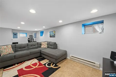 169 Oak Ridge Avenue Nutley NJ 07110