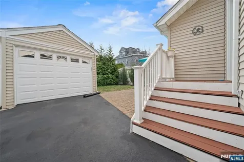 169 Oak Ridge Avenue Nutley NJ 07110