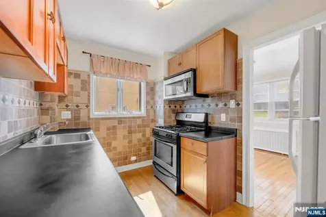 255 Windsor Road Wood Ridge NJ 07075