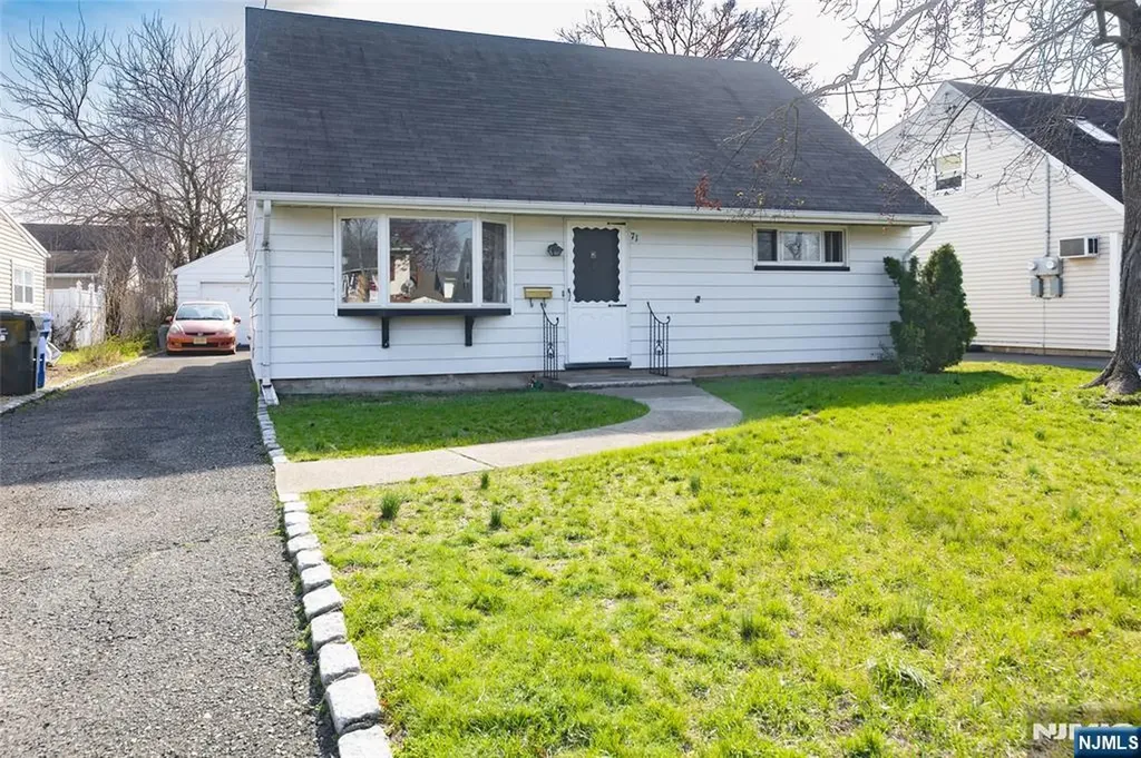 71 Hobart Avenue Rutherford NJ 07070