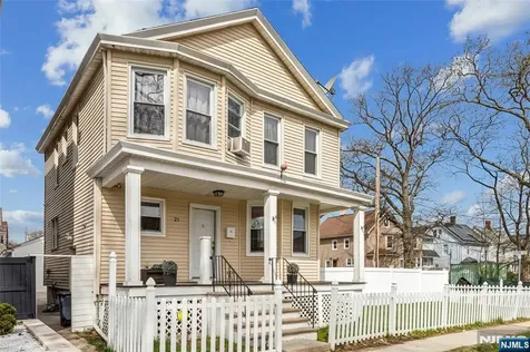 21 Ellington Street East Orange NJ 07017