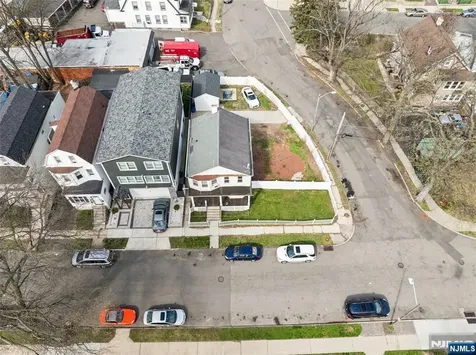 21 Ellington Street East Orange NJ 07017