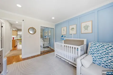 166 Sandcastle Key Secaucus NJ 07094