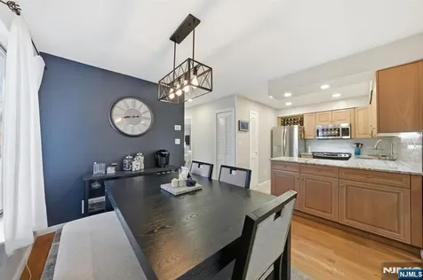 166 Sandcastle Key Secaucus NJ 07094