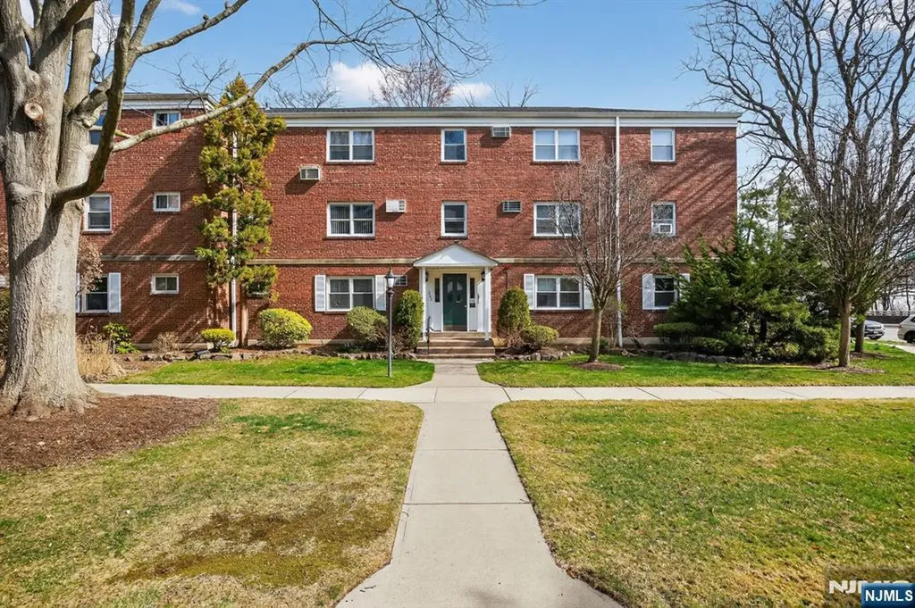 243 Johnson Avenue Hackensack NJ 07601