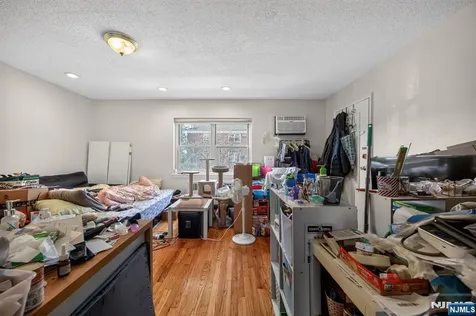 243 Johnson Avenue Hackensack NJ 07601