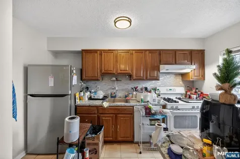 243 Johnson Avenue Hackensack NJ 07601