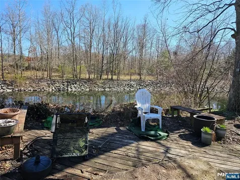 30 Riverside Drive Oakland NJ 07436