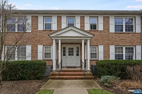 364 E Ridgewood Avenue Ridgewood NJ 07450