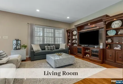 80 W Prospect Street Waldwick NJ 07463