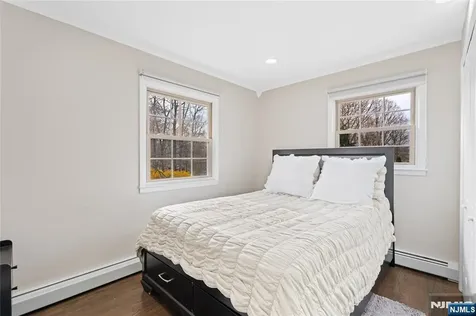 13 Hunters Lane Andover Twsp NJ 07821