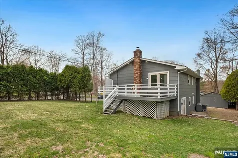 13 Hunters Lane Andover Twsp NJ 07821
