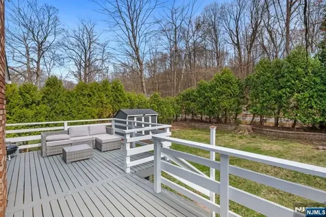 13 Hunters Lane Andover Twsp NJ 07821