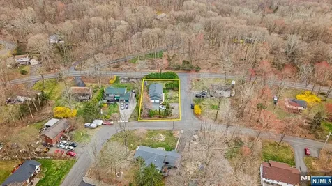 13 Hunters Lane Andover Twsp NJ 07821