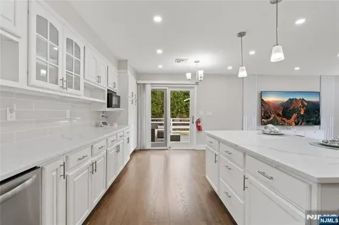 13 Hunters Lane Andover Twsp NJ 07821