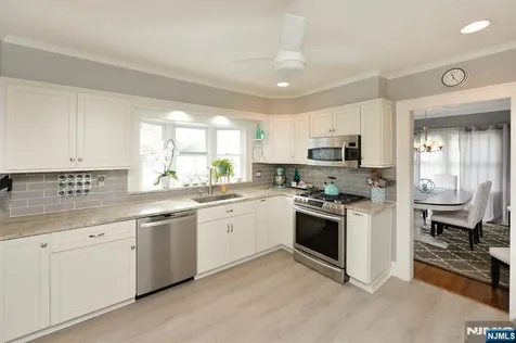 6 Long Avenue Mahwah NJ 07430