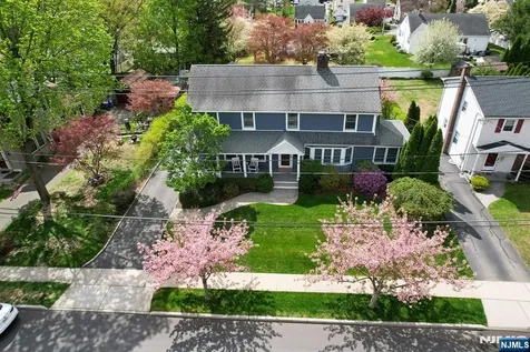 6 Long Avenue Mahwah NJ 07430