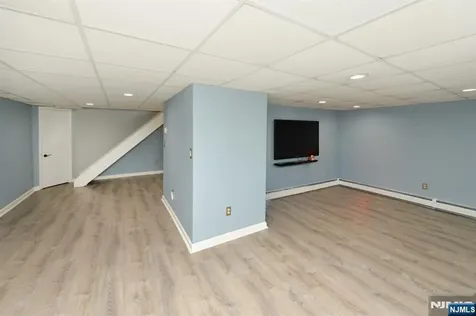 6 Long Avenue Mahwah NJ 07430