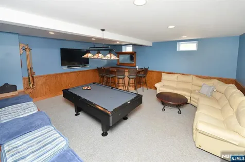 6 Long Avenue Mahwah NJ 07430