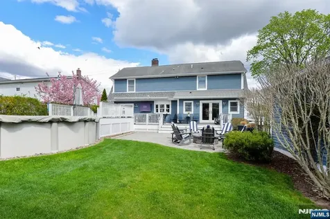 6 Long Avenue Mahwah NJ 07430