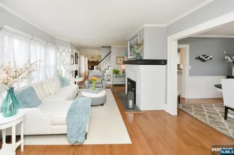 6 Long Avenue Mahwah NJ 07430