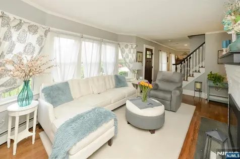 6 Long Avenue Mahwah NJ 07430