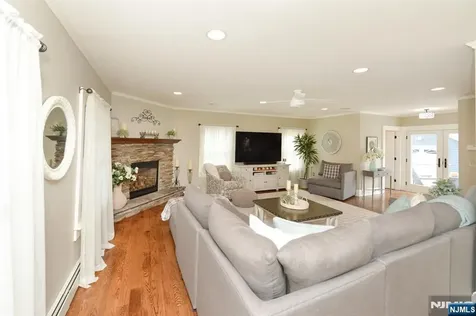 6 Long Avenue Mahwah NJ 07430