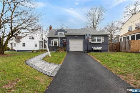 314 Carteret Terrace Orange NJ 07050