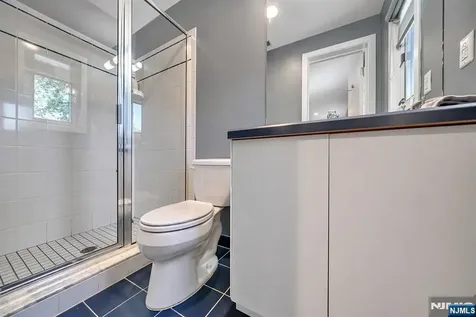 1 Collins Avenue Closter NJ 07624