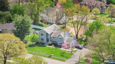 1 Collins Avenue Closter NJ 07624