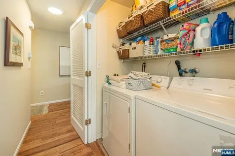 802 Thoreau Court Mahwah NJ 07430