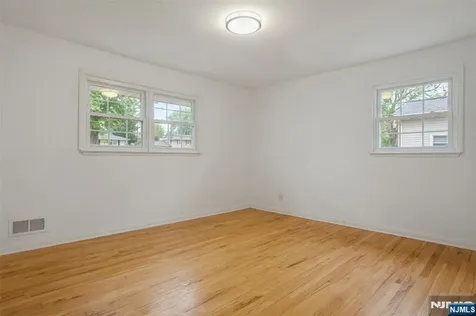 263 Genesee Avenue Englewood NJ 07631