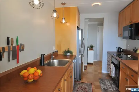 250 Gorge Road Cliffside Park NJ 07010