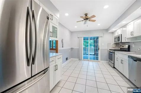 18 Dogwood Court Westwood NJ 07675