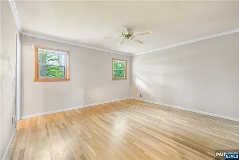 18 Dogwood Court Westwood NJ 07675