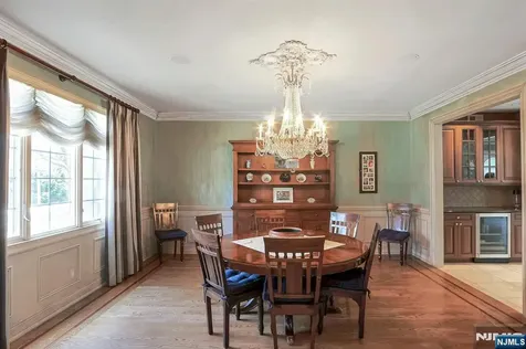 103 Ivy Lane River Vale NJ 07675
