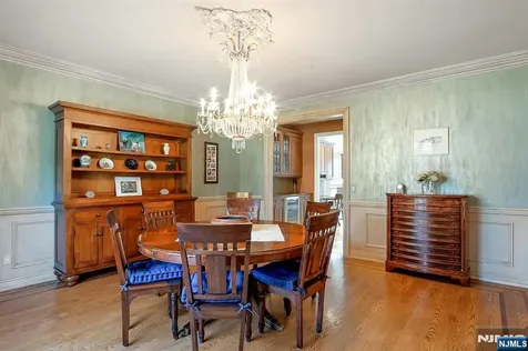 103 Ivy Lane River Vale NJ 07675