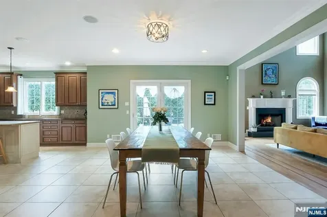 103 Ivy Lane River Vale NJ 07675