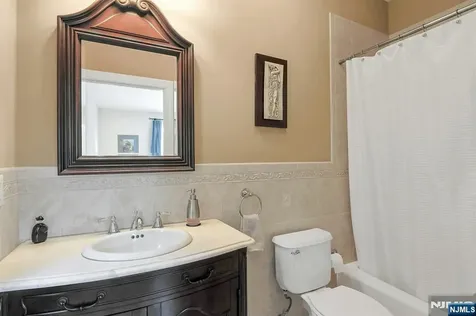 103 Ivy Lane River Vale NJ 07675