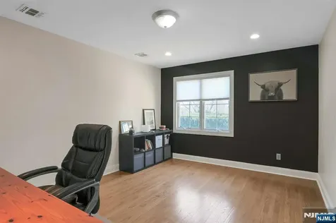 103 Ivy Lane River Vale NJ 07675