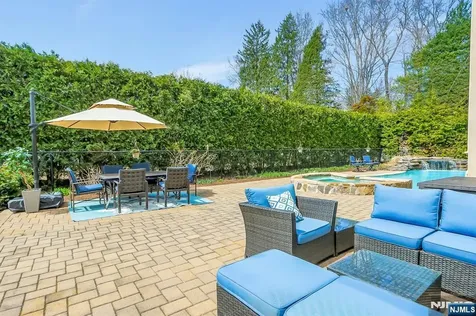 103 Ivy Lane River Vale NJ 07675