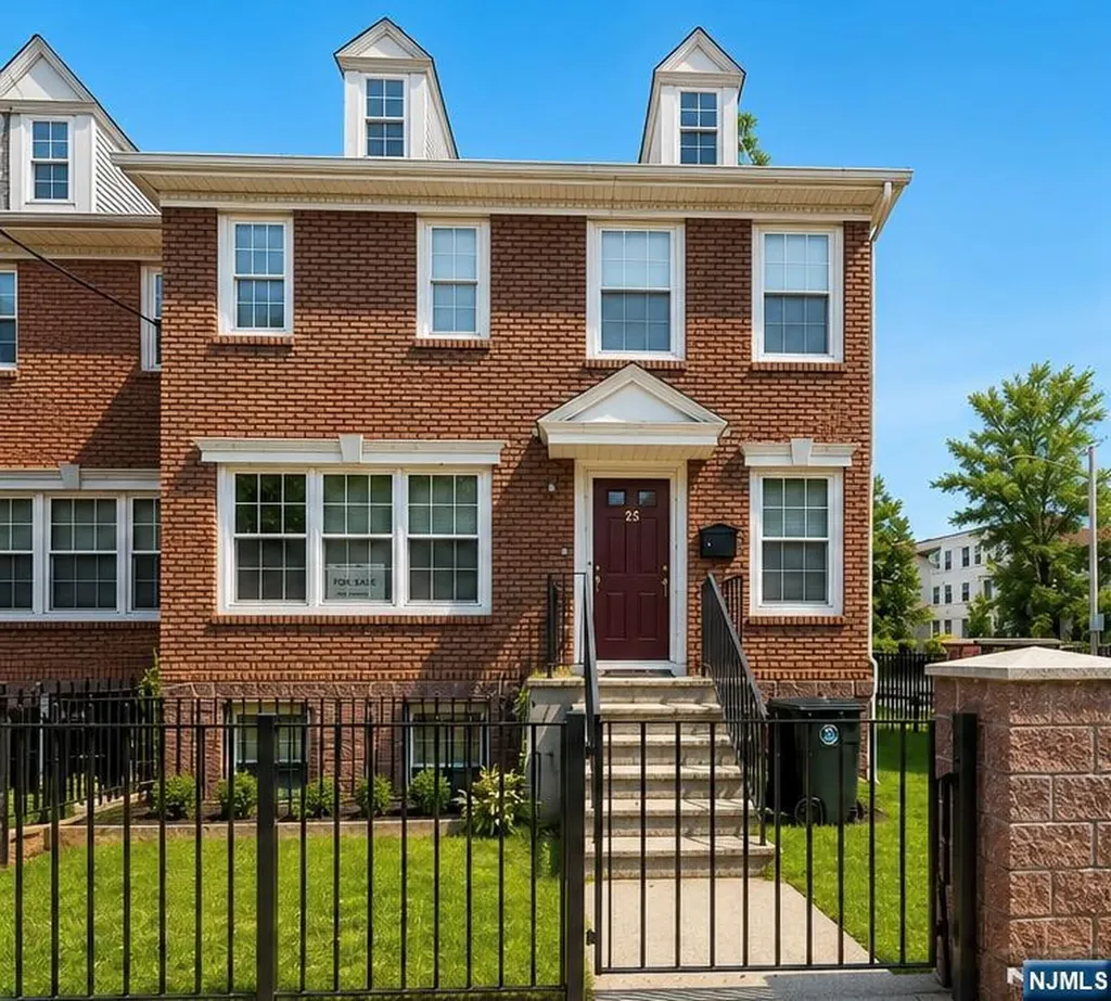 25 Holland Street Newark NJ 07103