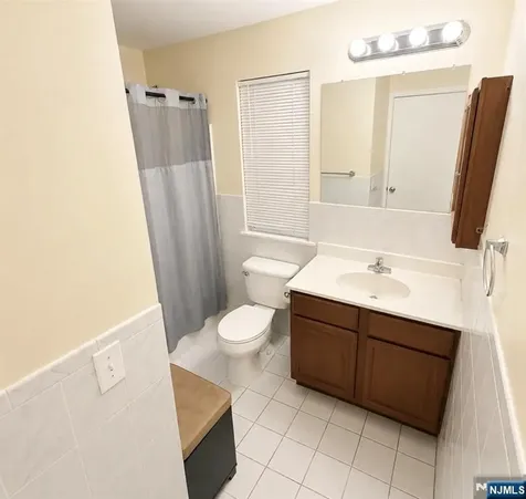 25 Holland Street Newark NJ 07103