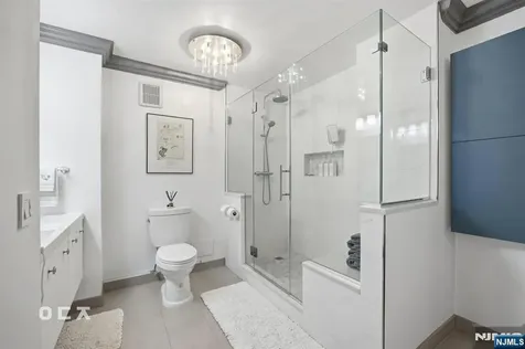 300 Winston Drive Cliffside Park NJ 07010