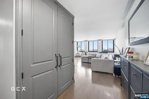 300 Winston Drive Cliffside Park NJ 07010