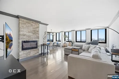 300 Winston Drive Cliffside Park NJ 07010