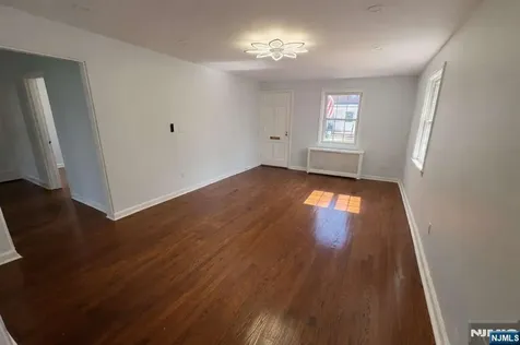 293 Elmwood Avenue Maplewood NJ 07040