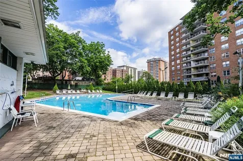 301 Beech Street Hackensack NJ 07601